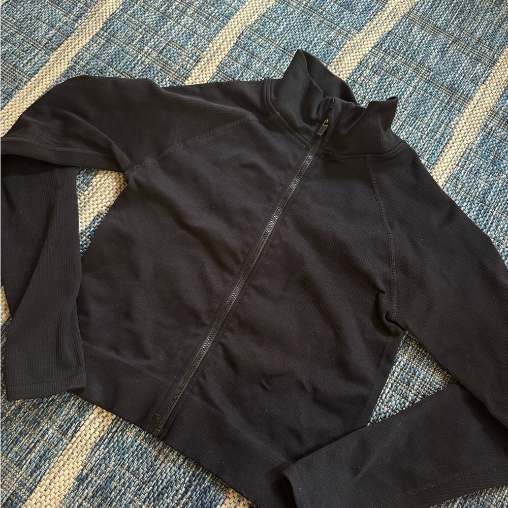 Small Fabletics jacket Black